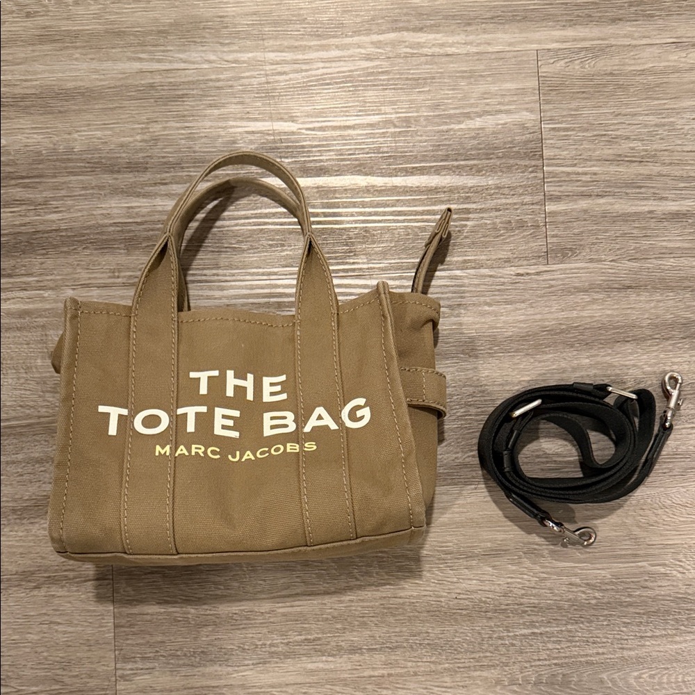 Marc Jacobs Brown Tote Bag with Strap